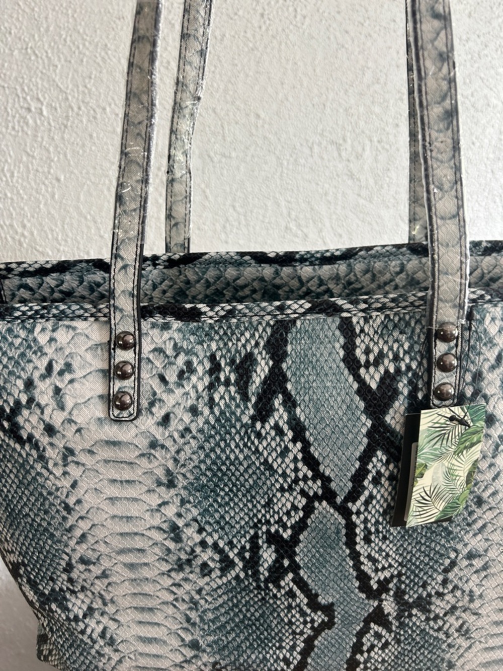 New Studio Badgley Mischka Vegan Leather Snakeskin Multi-Stripe Tote Bag - Picture 4 of 6